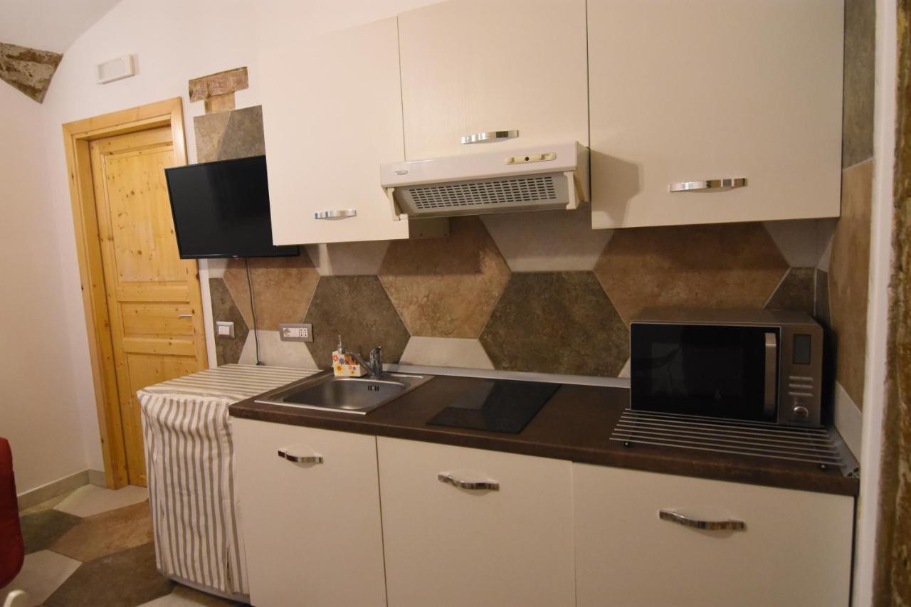 Un Salto A Napoli Apartment Bagian luar foto