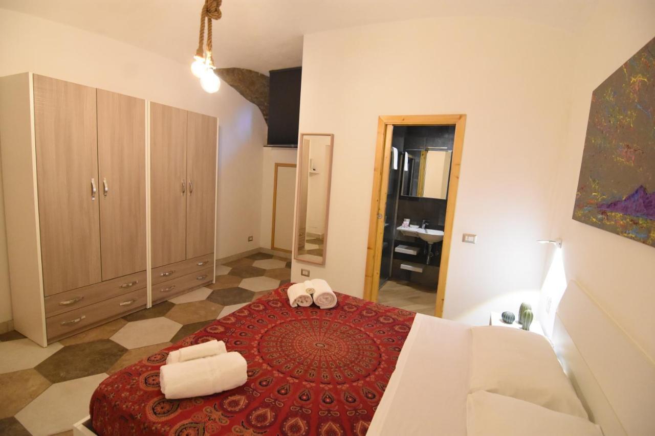 Un Salto A Napoli Apartment Bagian luar foto